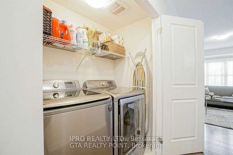 Photo 16 at 224 Sarah Cline Drive, GO Glenorchy, Oakville