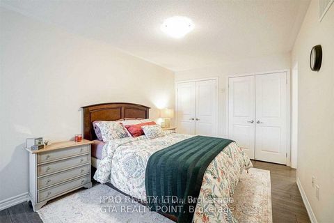 Photo 18 at 224 Sarah Cline Drive, GO Glenorchy, Oakville
