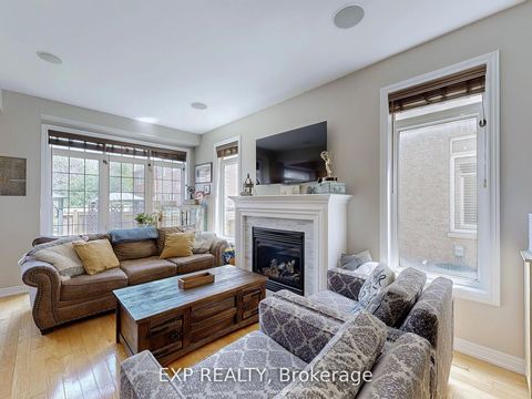 Photo 5 at 9 Samba Street, Oak Ridges, Richmond Hill