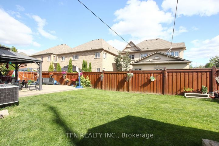 Photo 47 at 1 Beacon Hill Drive, Credit Valley, Brampton