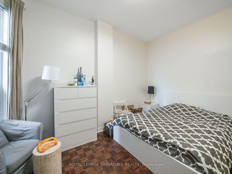 Photo 20 at 725 Dovercourt Road, Little Italy, Toronto