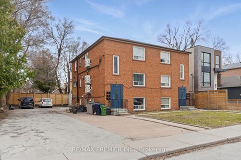 Photo 2 at 9-11 Bracebridge Avenue, Lumsden, Toronto