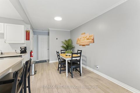 Photo 5 at 9-11 Bracebridge Avenue, Lumsden, Toronto Photo 5 at 9-11 Bracebridge Avenue, Lumsden, Toronto