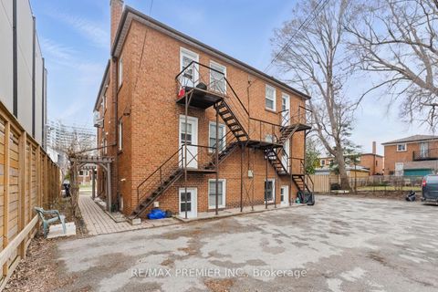 Photo 20 at 9-11 Bracebridge Avenue, Lumsden, Toronto