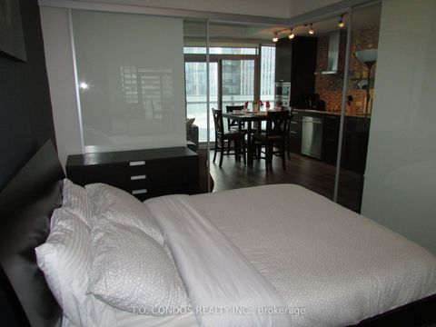 Photo 16 at 1901 - 12 York Street, Waterfront Communities C1, Toronto
