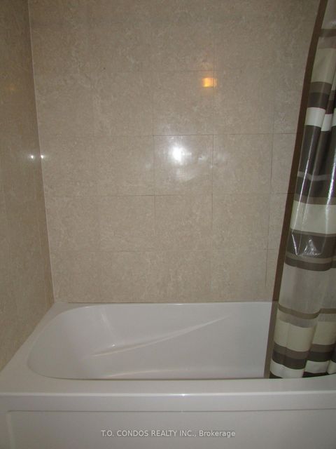 Photo 18 at 1901 - 12 York Street, Waterfront Communities C1, Toronto Photo 18 at 1901 - 12 York Street, Waterfront Communities C1, Toronto