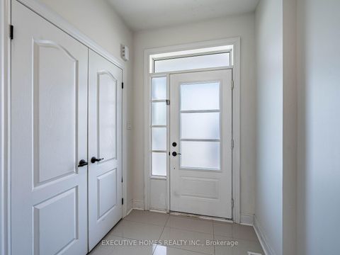 Photo 3 at 15 Lowther Avenue, Oak Ridges, Richmond Hill