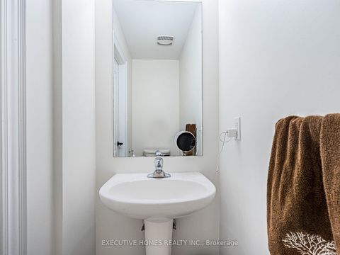 Photo 18 at 15 Lowther Avenue, Oak Ridges, Richmond Hill