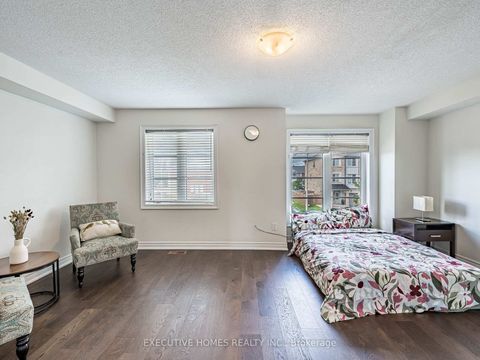 Photo 20 at 15 Lowther Avenue, Oak Ridges, Richmond Hill