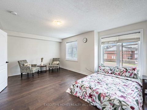 Photo 23 at 15 Lowther Avenue, Oak Ridges, Richmond Hill
