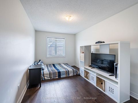 Photo 24 at 15 Lowther Avenue, Oak Ridges, Richmond Hill