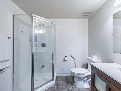 Photo 46 at 15 Lowther Avenue, Oak Ridges, Richmond Hill