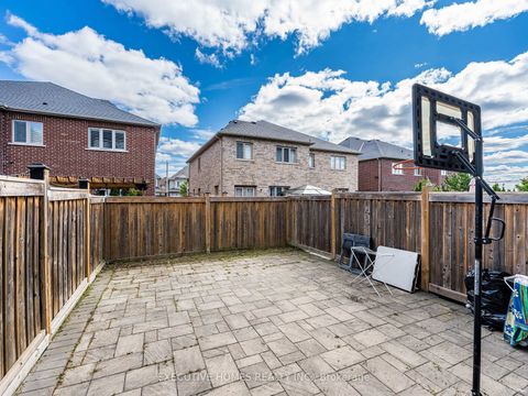 Photo 47 at 15 Lowther Avenue, Oak Ridges, Richmond Hill