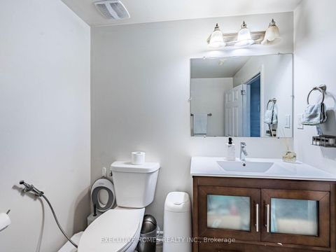 Photo 48 at 15 Lowther Avenue, Oak Ridges, Richmond Hill