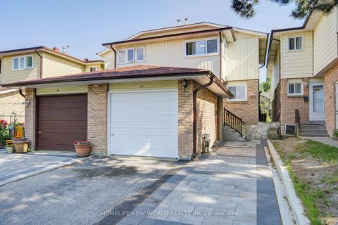 Photo 1 at 29 Puma Drive, L'Amoreaux, Toronto