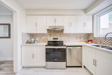 Photo 6 at 29 Puma Drive, L'Amoreaux, Toronto