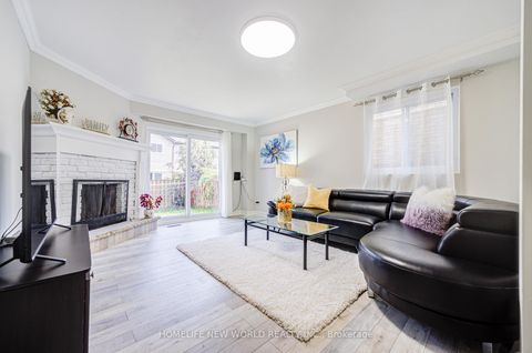Photo 14 at 29 Puma Drive, L'Amoreaux, Toronto
