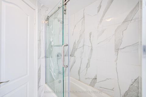 Photo 24 at 29 Puma Drive, L'Amoreaux, Toronto