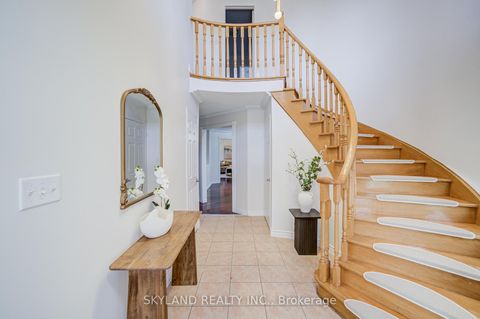 Photo 4 at 78 Monteith Crescent, Maple, Vaughan
