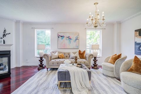 Photo 11 at 78 Monteith Crescent, Maple, Vaughan