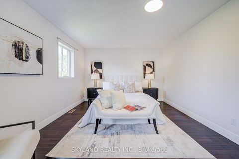 Photo 32 at 78 Monteith Crescent, Maple, Vaughan