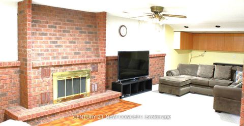 Photo 10 at 25 Quaker Ridge Road, Glen Shields, Vaughan
