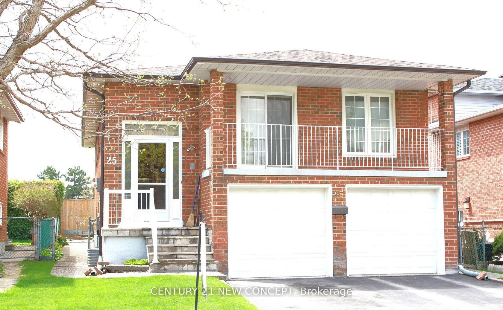 25 Quaker Ridge Road, Glen Shields, Vaughan 