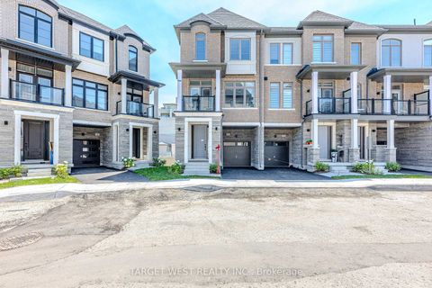 Photo 2 at 23 Archambault Way, Vellore Village, Vaughan
