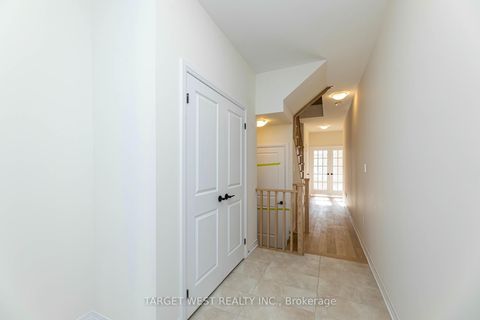 Photo 5 at 23 Archambault Way, Vellore Village, Vaughan