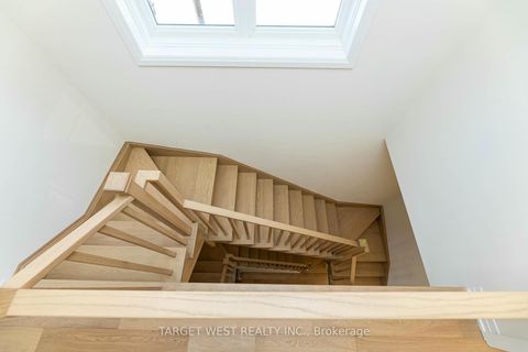 Photo 22 at 23 Archambault Way, Vellore Village, Vaughan