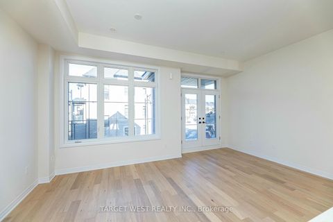Photo 28 at 23 Archambault Way, Vellore Village, Vaughan