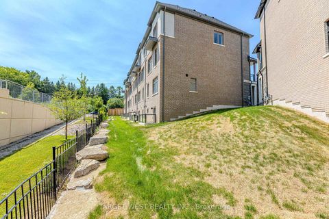 Photo 35 at 23 Archambault Way, Vellore Village, Vaughan