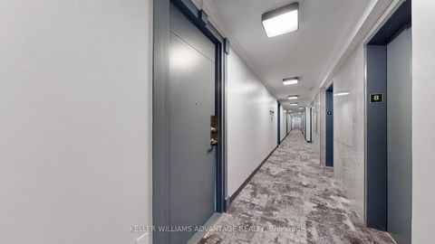Photo 18 at 810 - 40 Homewood Avenue, South St. James Town, Toronto