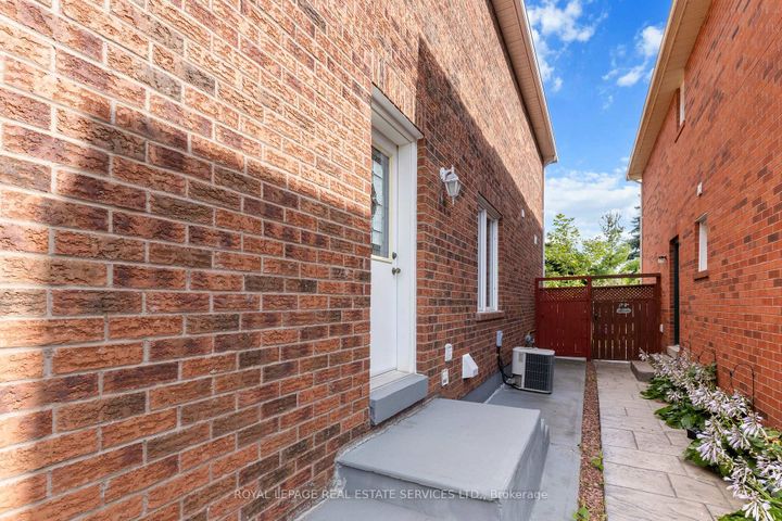 Photo 32 at 14248 Argyll Road, Georgetown, Halton Hills