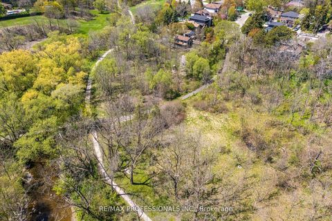Photo 48 at 9 Wingrove Hill, City Centre West, Toronto