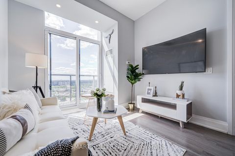Photo 9 at Ph02 - 18 Graydon Hall Drive, Donalda, Toronto