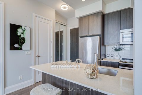 Photo 17 at Ph02 - 18 Graydon Hall Drive, Donalda, Toronto