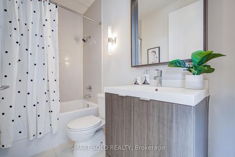 Photo 32 at Ph02 - 18 Graydon Hall Drive, Donalda, Toronto