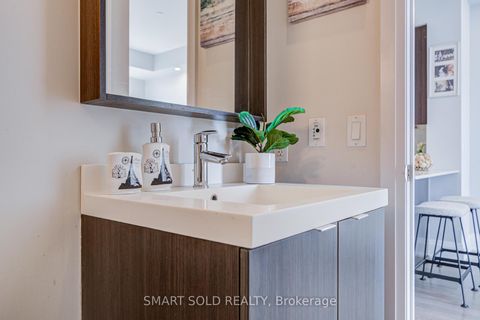 Photo 33 at Ph02 - 18 Graydon Hall Drive, Donalda, Toronto