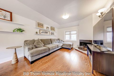 Photo 4 at 206 Burndale Avenue, Westgate, Toronto