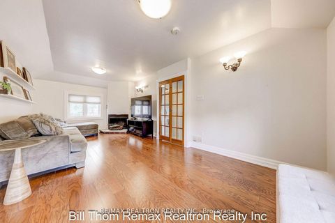 Photo 11 at 206 Burndale Avenue, Westgate, Toronto