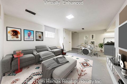 Photo 21 at 206 Burndale Avenue, Westgate, Toronto