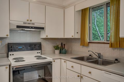 Photo 11 at 17 Dolan Gate, Don Valley Village, Toronto