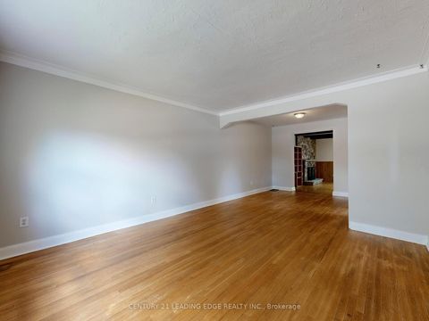 Photo 11 at 1 Faulkland Road, Birchmount, Toronto