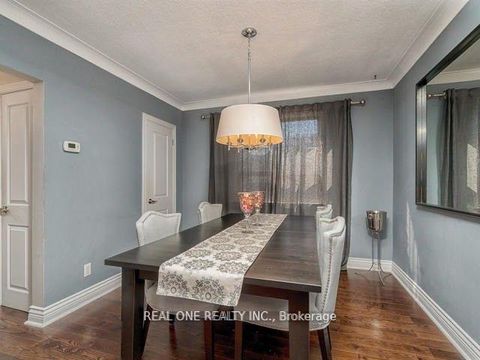 Photo 1 at 34 Vassar Drive, Rosethorn, Toronto