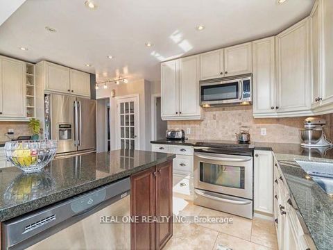 Photo 6 at 34 Vassar Drive, Rosethorn, Toronto