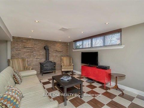 Photo 12 at 34 Vassar Drive, Rosethorn, Toronto