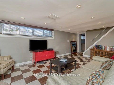 Photo 13 at 34 Vassar Drive, Rosethorn, Toronto