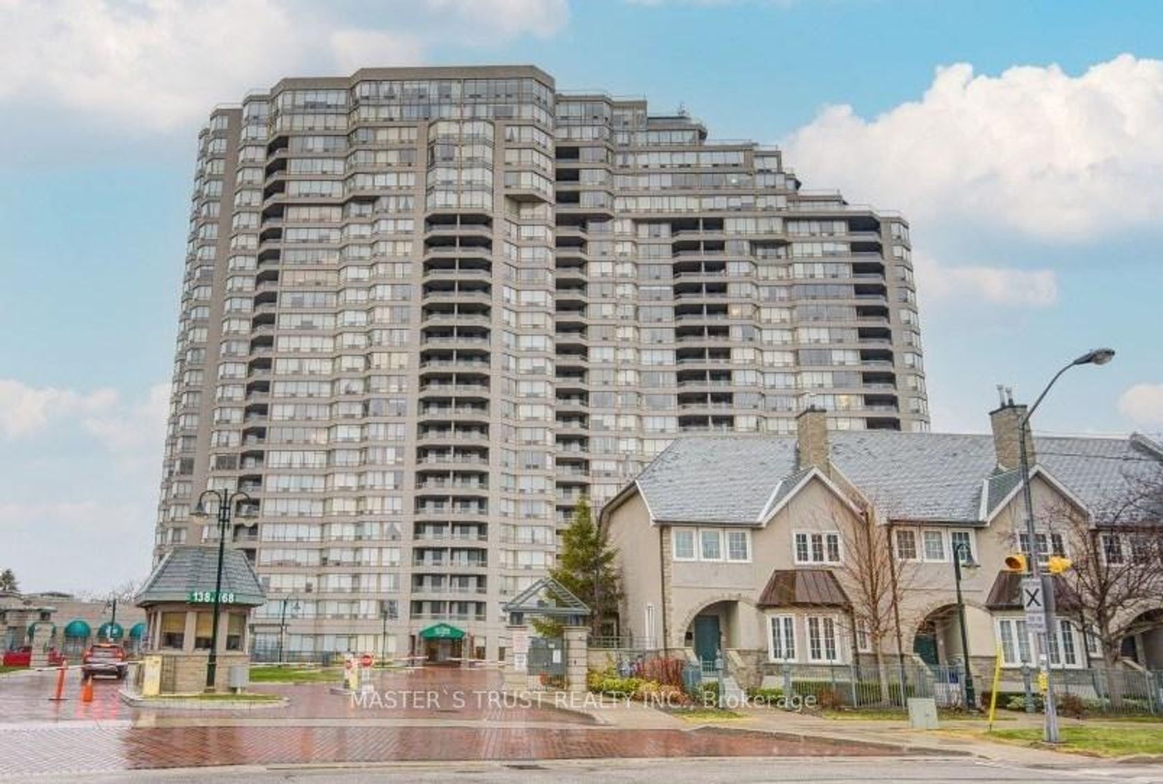 1515 - 168 Bonis Avenue, Sullivan, Toronto 