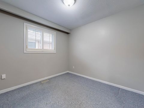 Photo 11 at 45 Reiber Crescent, Steeles, Toronto
